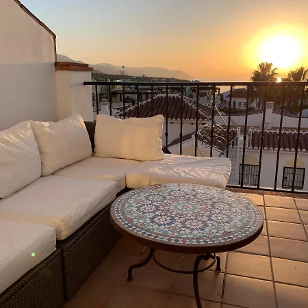 Playa Burriana, Tva Terasser, Havsutsikt, Pool Apartment Nerja