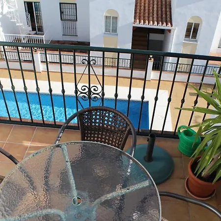 Lägenhet Playa Burriana, Två Terasser, Havsutsikt, Pool Nerja
