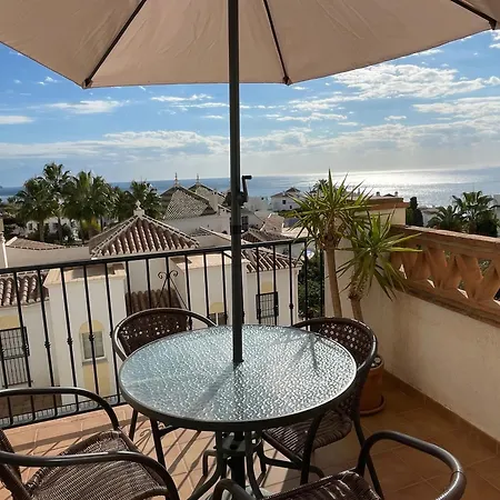 Playa Burriana, Två Terasser, Havsutsikt, Pool Lägenhet Nerja